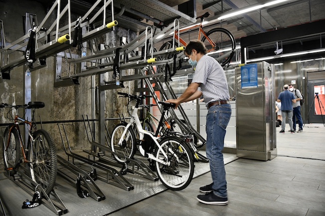 El metro estrena los primeros aparcamientos de bicicletas – Barcelona al Día